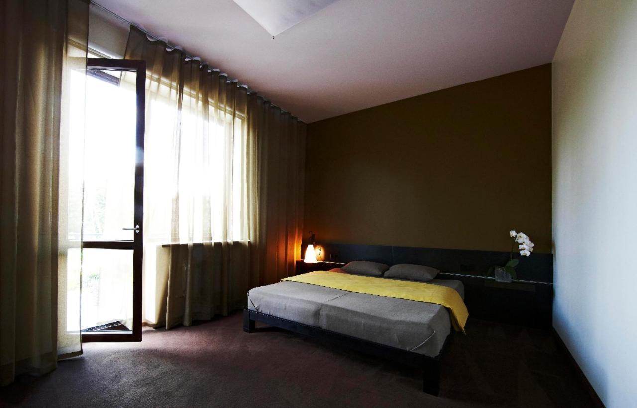 Hotel Xcelsus, Free Parking Rāmava Esterno foto
